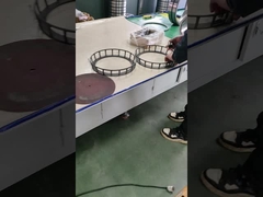 球状のローラーベアリングが設置されています