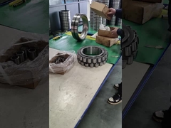 球状のローラーベアリングが設置されています